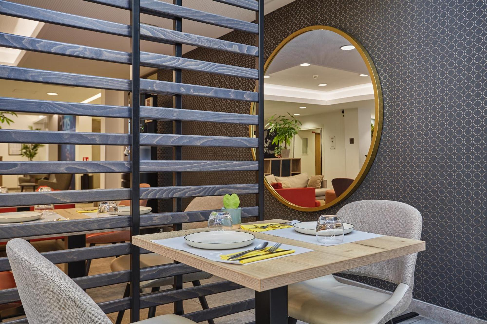 โอดาลี ซิตี้ ปารีส มงมาร์ทร์ Aparthotel ภายนอก รูปภาพ