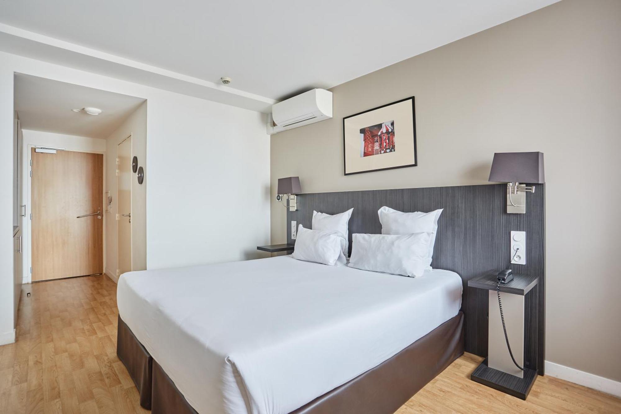 โอดาลี ซิตี้ ปารีส มงมาร์ทร์ Aparthotel ภายนอก รูปภาพ