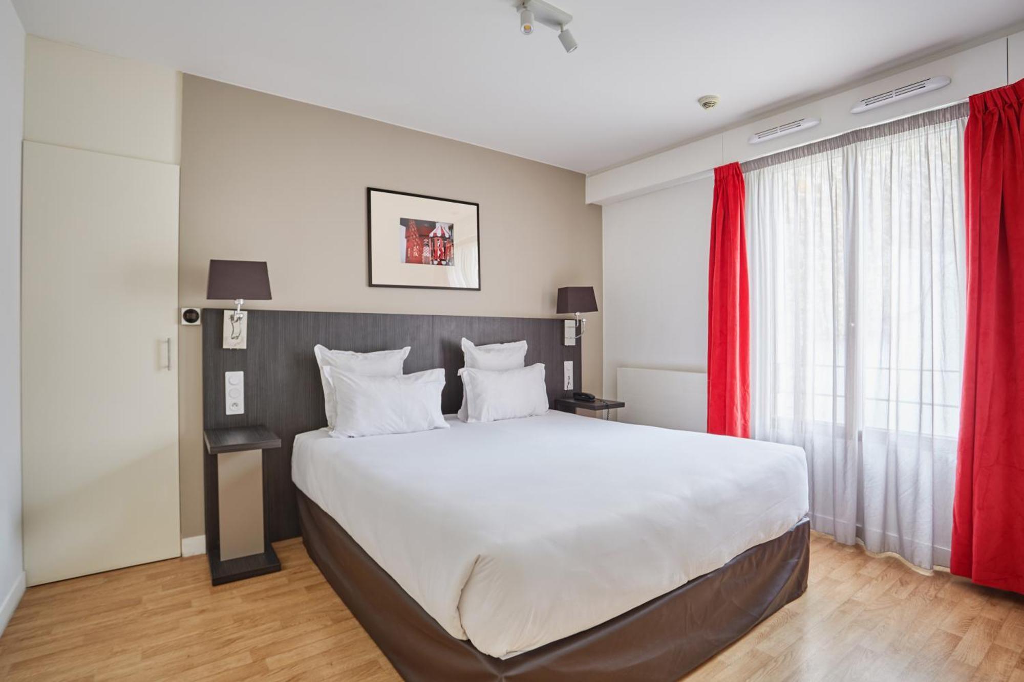 โอดาลี ซิตี้ ปารีส มงมาร์ทร์ Aparthotel ภายนอก รูปภาพ